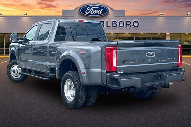 2026 Ford Super Duty F-350 DRW XLT