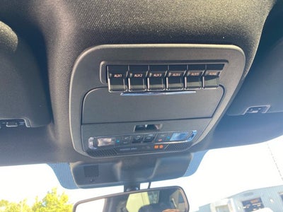 2027 Ford Super Duty F-450 DRW Platinum