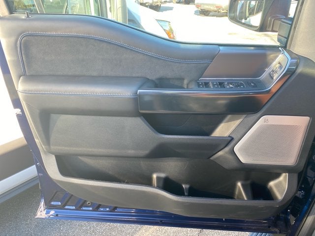 2027 Ford Super Duty F-450 DRW Platinum