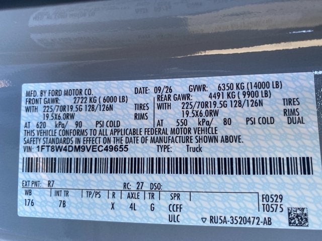 2027 Ford Super Duty F-450 DRW Platinum