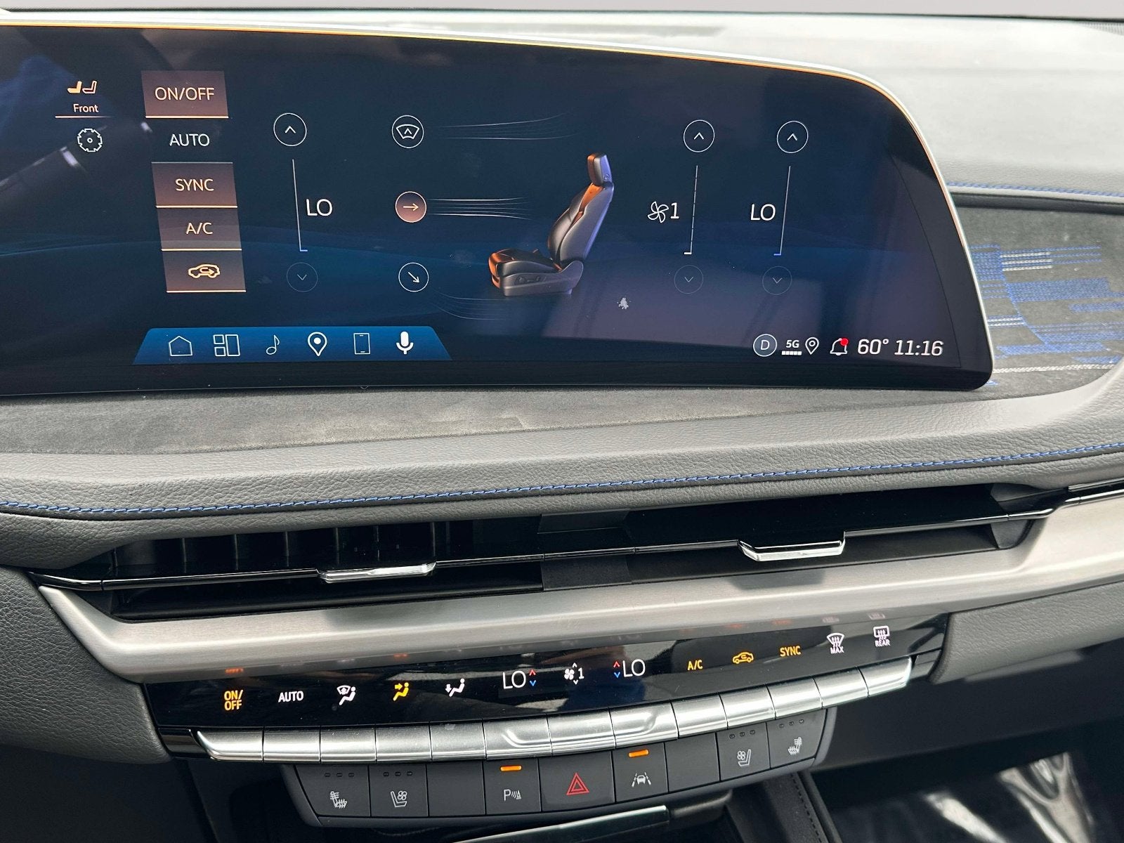 2025 Cadillac XT4 AWD Sport