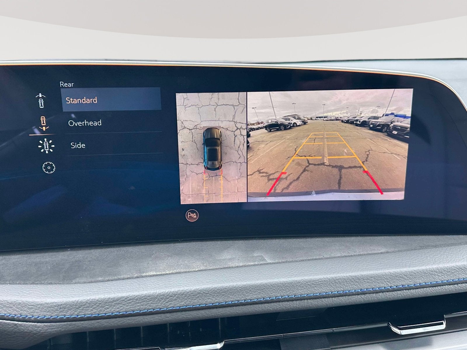 2025 Cadillac XT4 AWD Sport