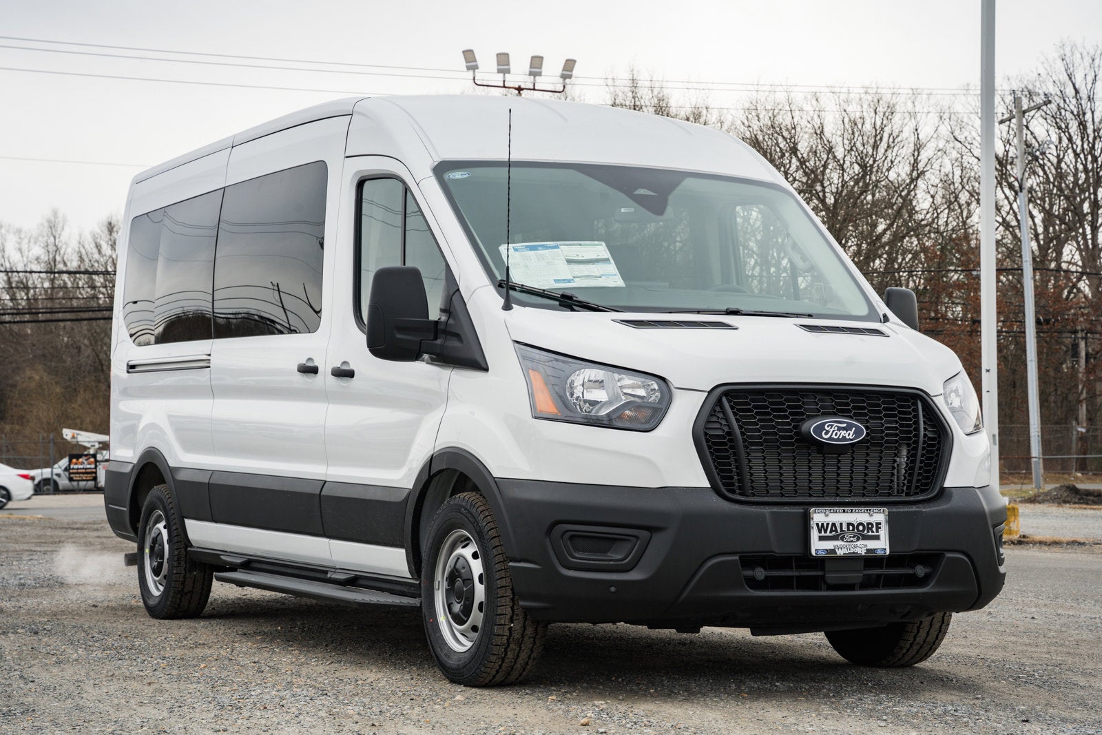 2026 Ford Transit Passenger Wagon XL