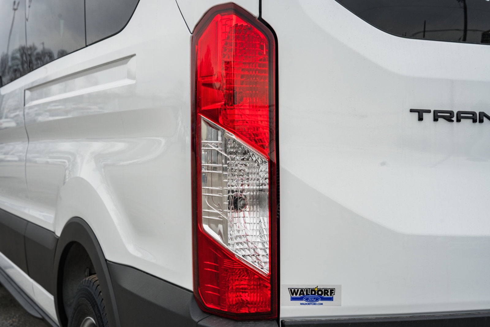 2026 Ford Transit Passenger Wagon XL