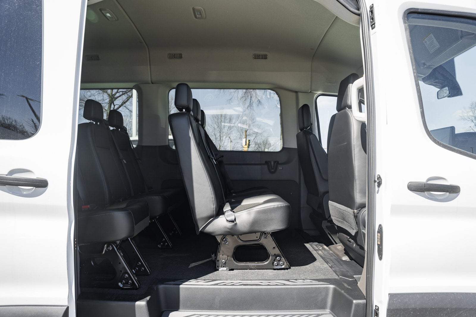2026 Ford Transit Passenger Wagon XL