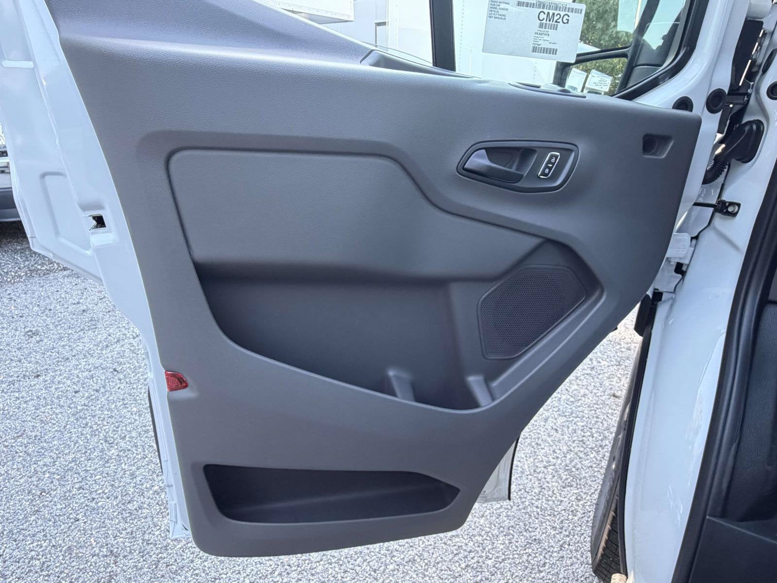 2027 Ford Transit Passenger Wagon XL