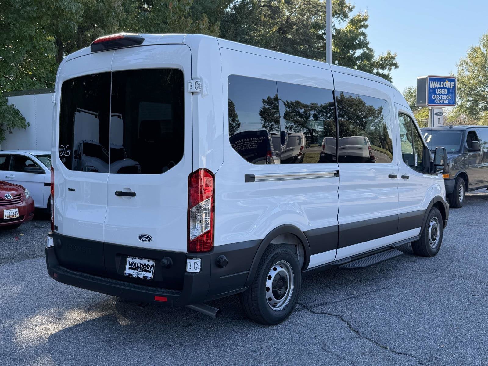 2027 Ford Transit Passenger Wagon XL