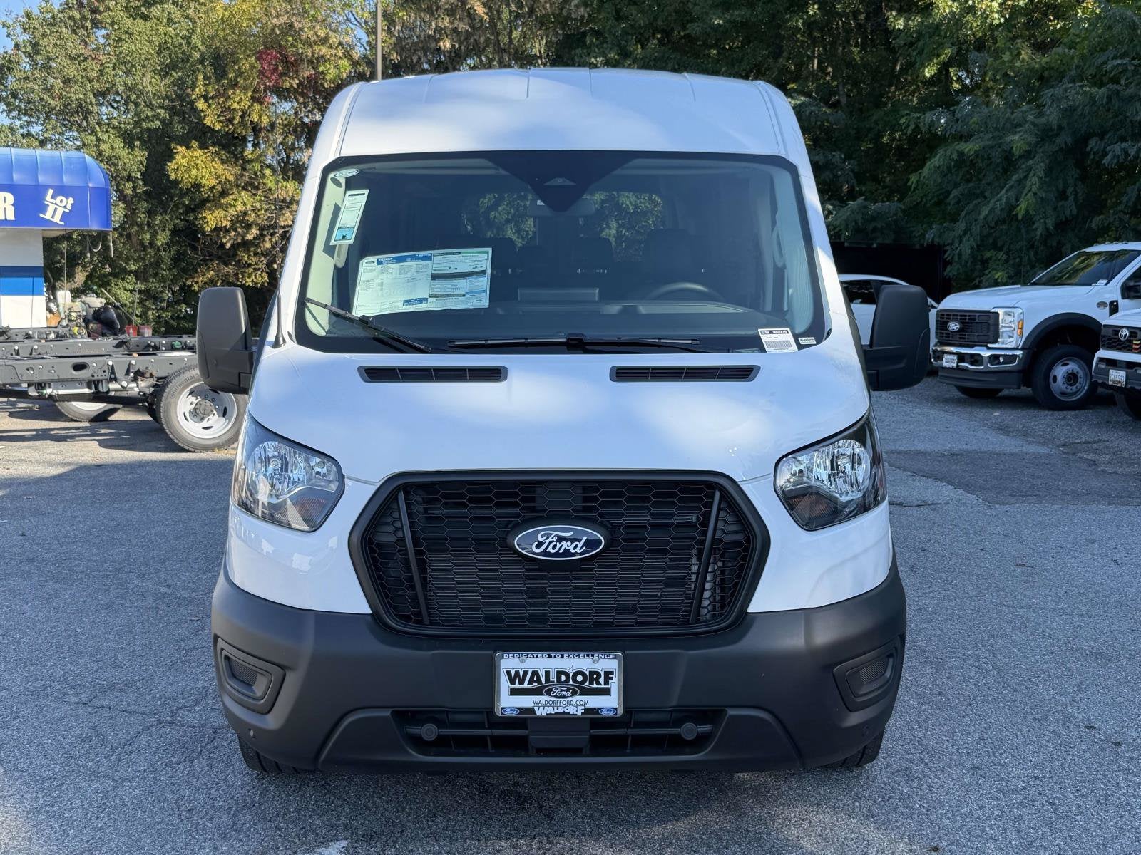 2027 Ford Transit Passenger Wagon XL