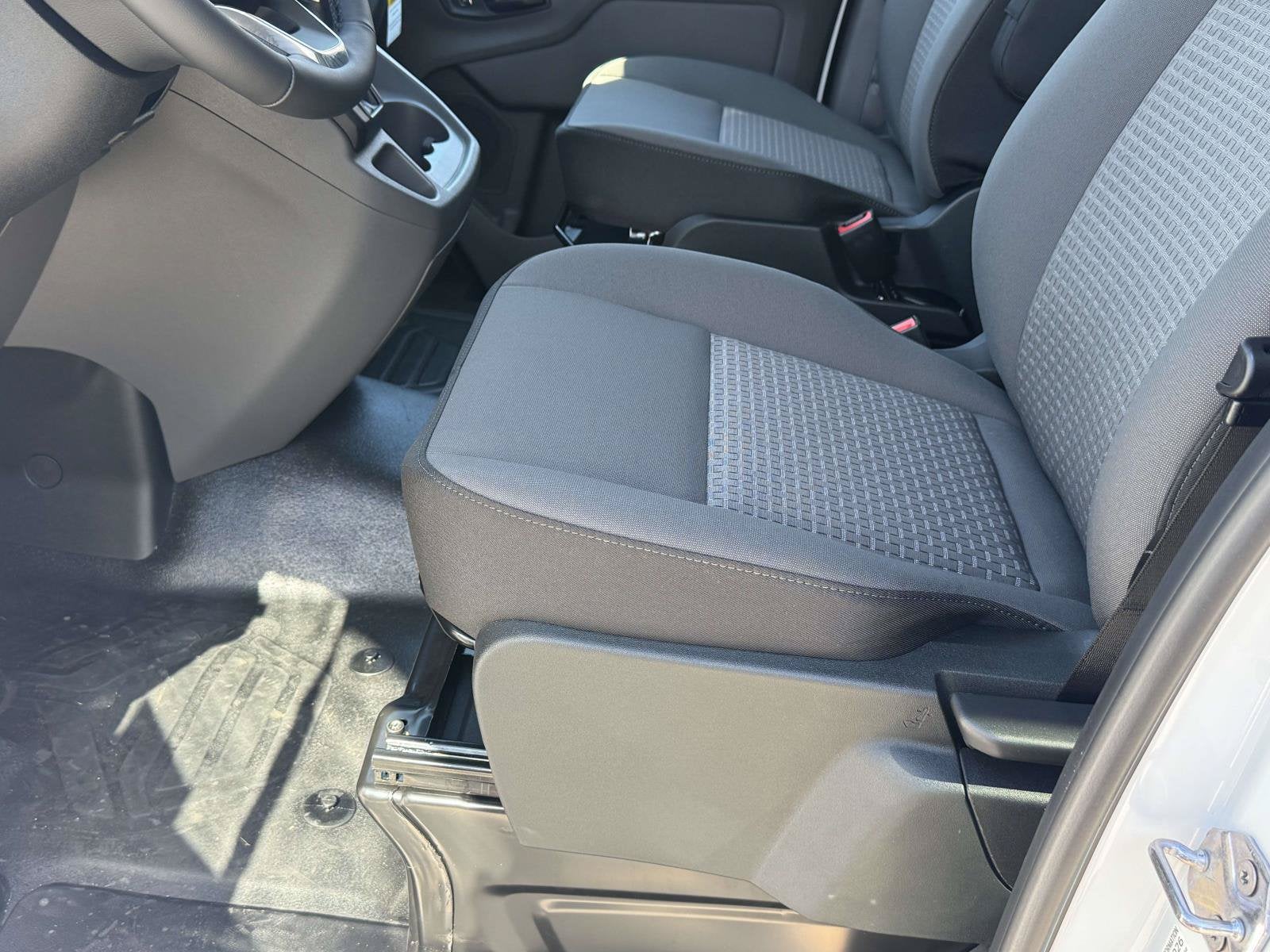 2027 Ford Transit Passenger Wagon XLT