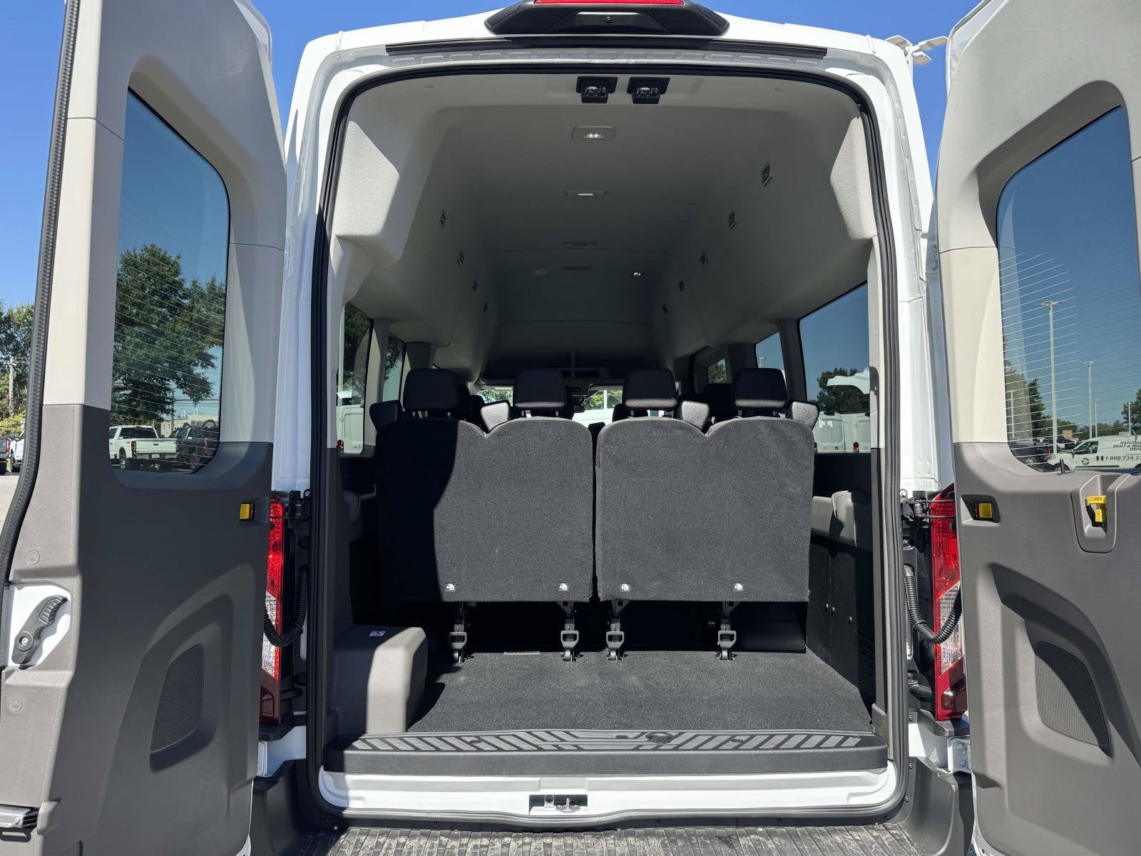 2027 Ford Transit Passenger Wagon XLT