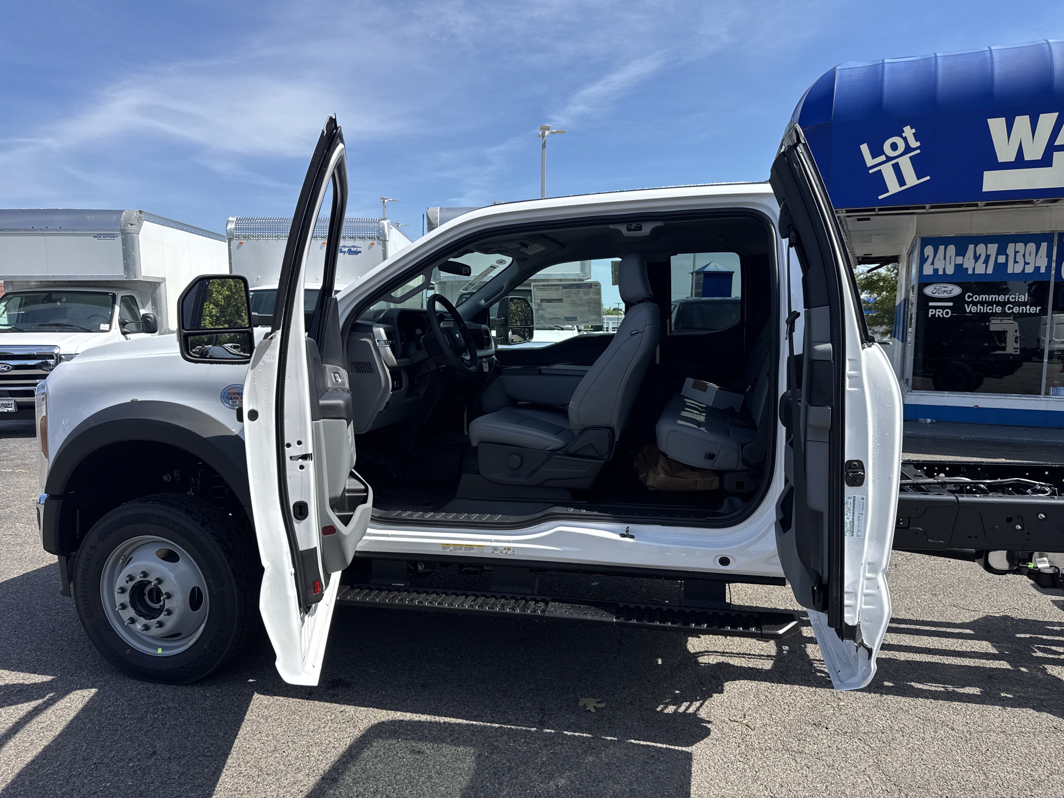 2027 Ford Super Duty F-450 DRW XL