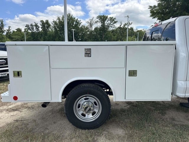 2026 Ford Chassis Cab F-350® XL
