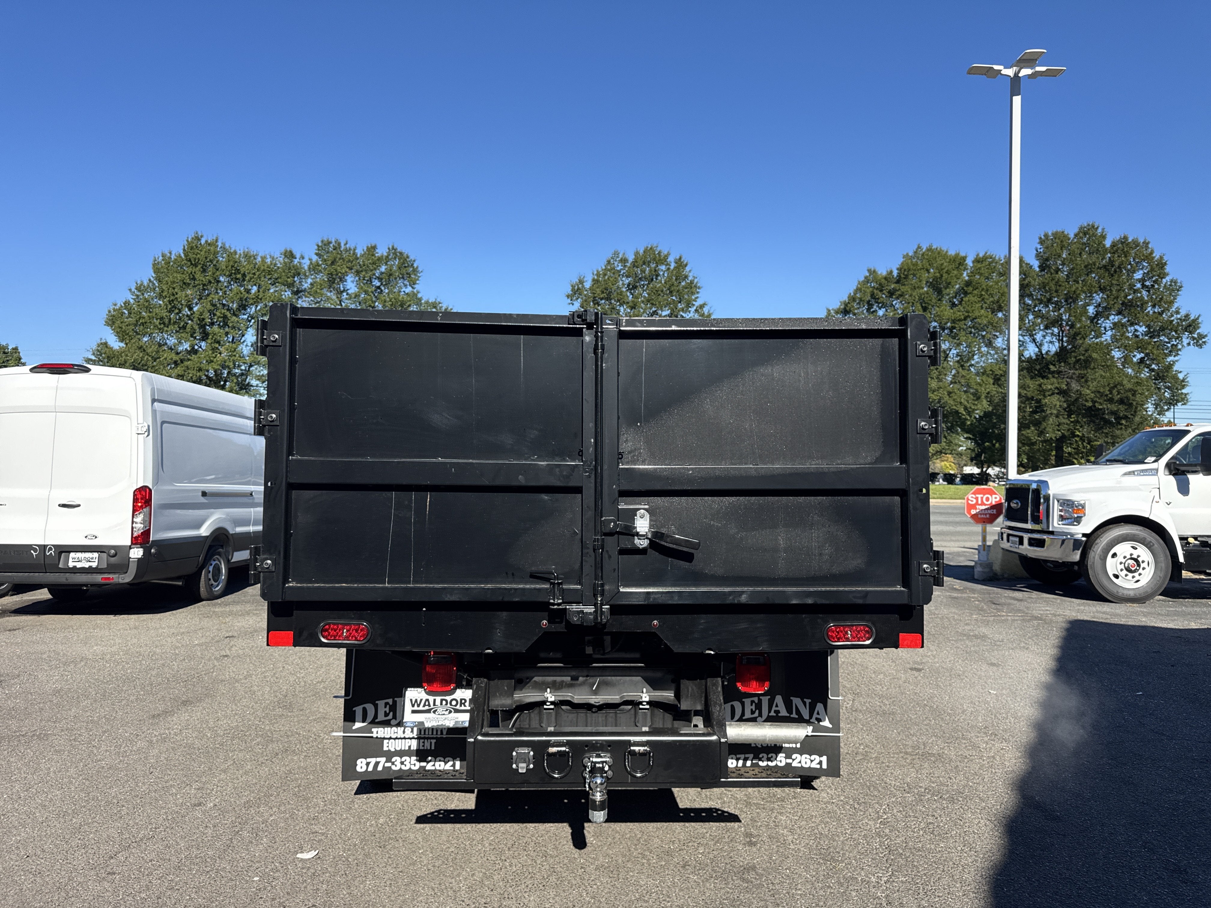 2027 Ford Super Duty F-550 DRW XL