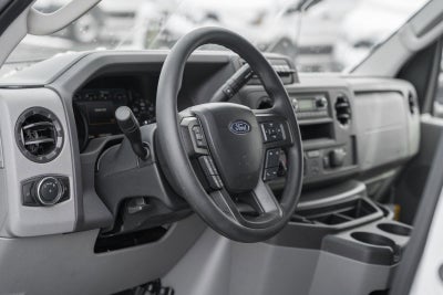 2026 Ford E-Series Cutaway E-350 SRW