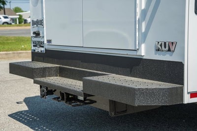 2026 Ford E-Series Cutaway Base