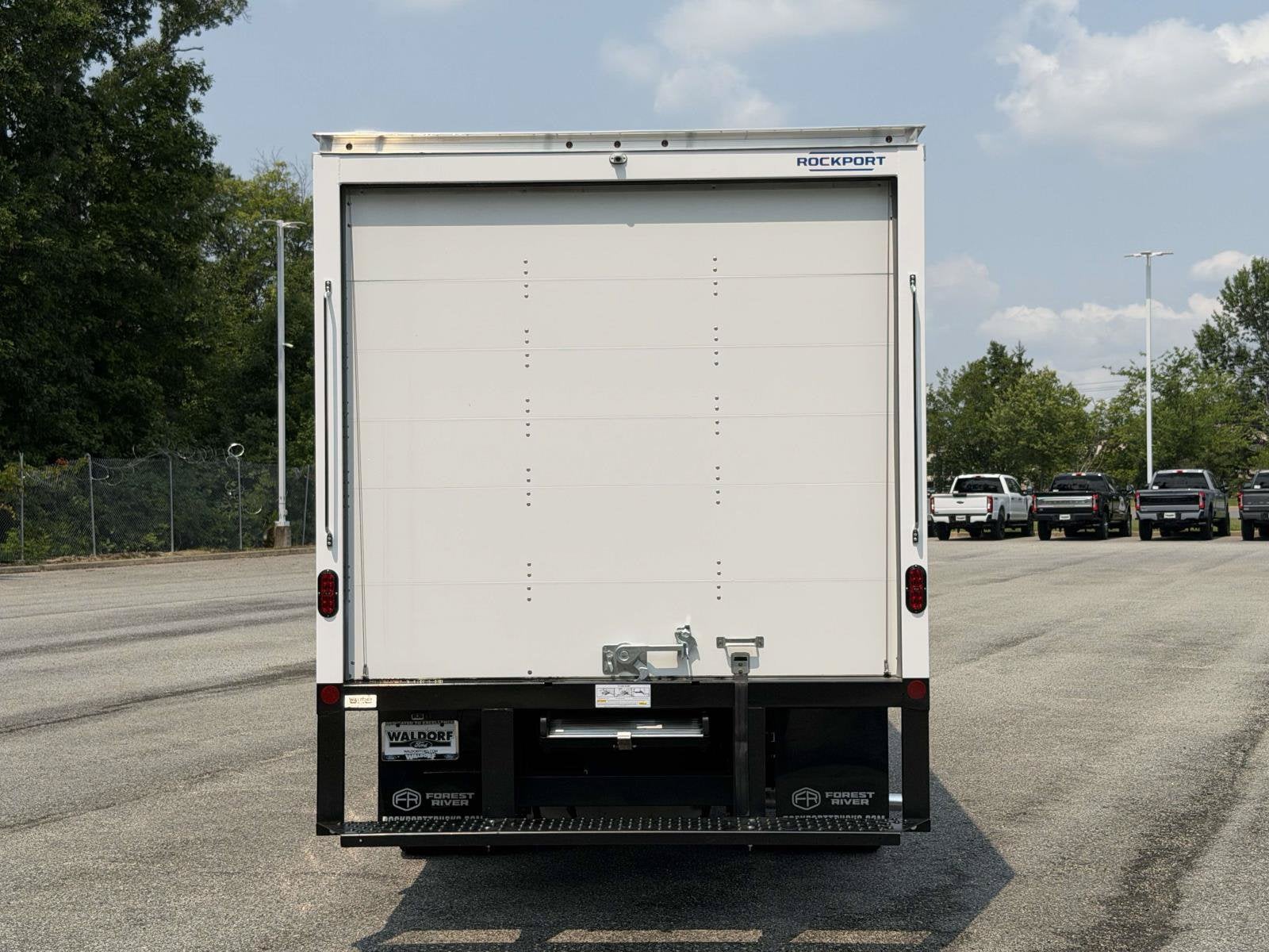 2027 Ford E-Series Cutaway E-450 DRW 158" WB