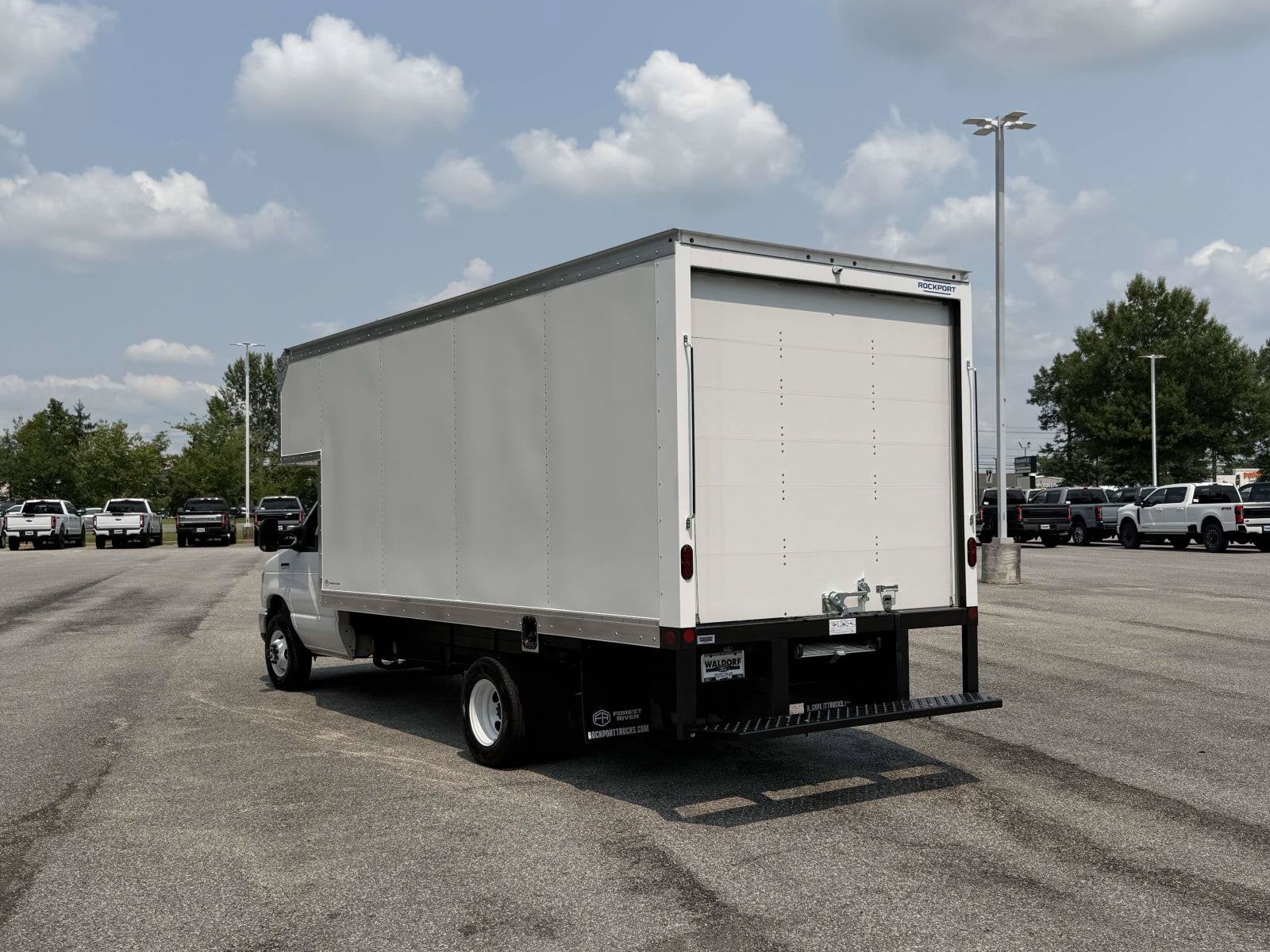 2027 Ford E-Series Cutaway E-450 DRW 158" WB