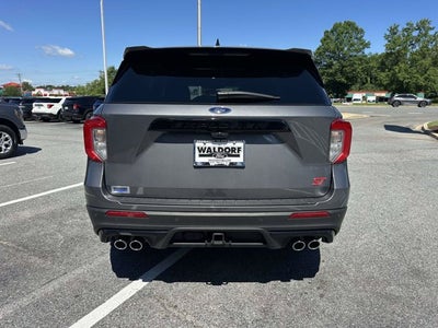2022 Ford Explorer ST