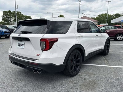 2022 Ford Explorer ST
