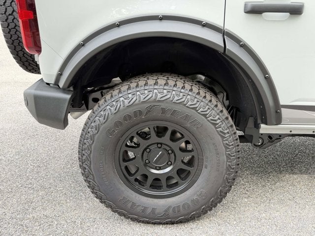 2026 Ford Bronco Ford Custom Garage