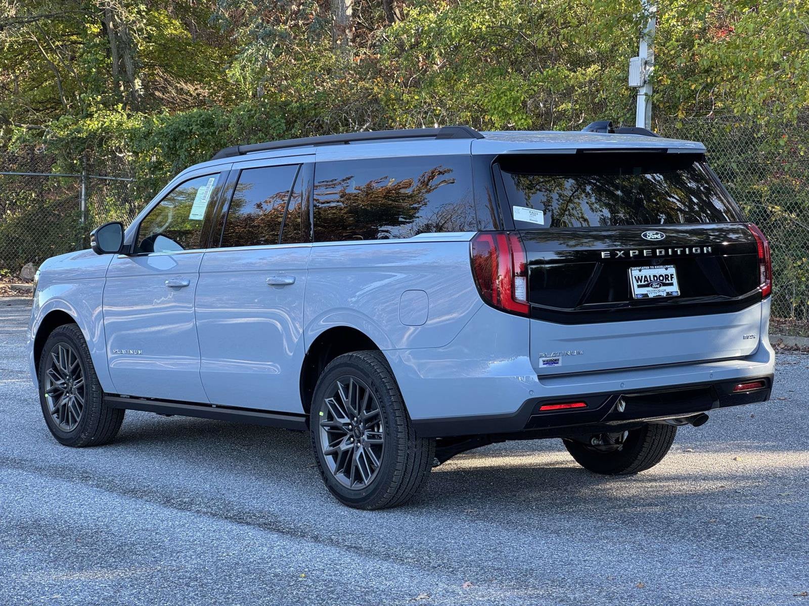 2027 Ford Expedition Max Platinum