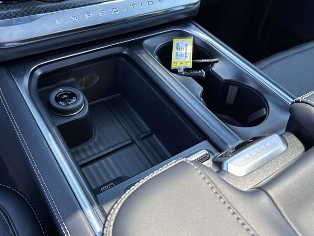 2026 Ford Expedition MAX Platinum®