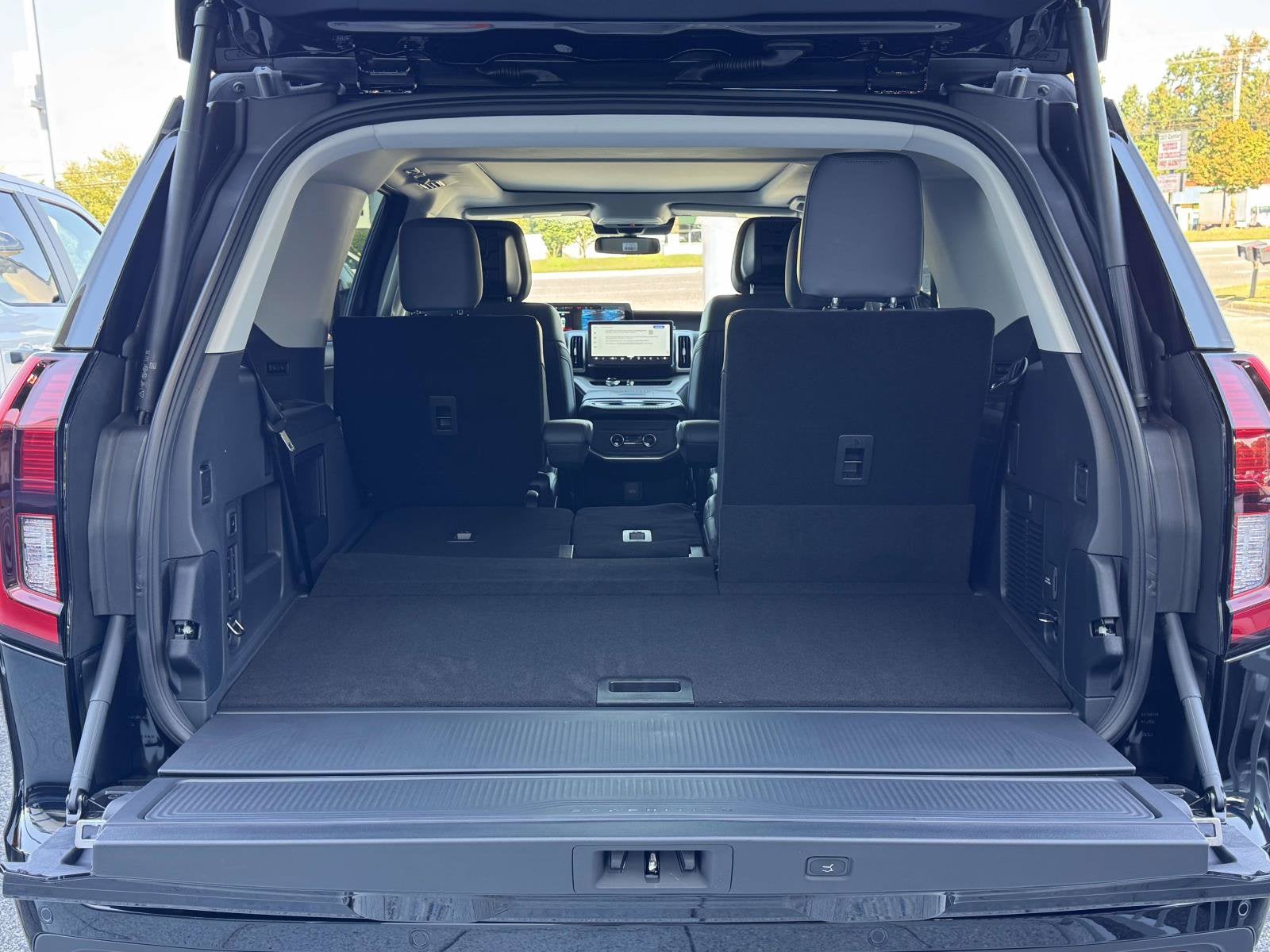 2027 Ford Expedition Active