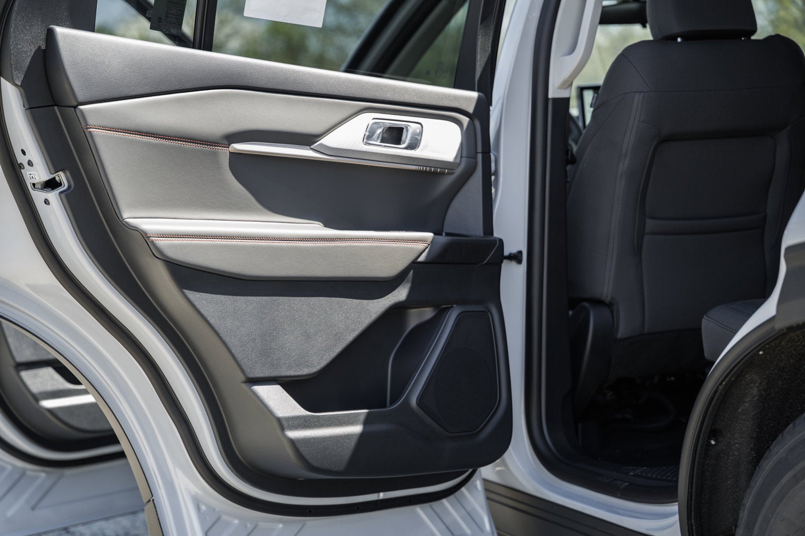 2026 Ford Explorer Active w/100A Pkg
