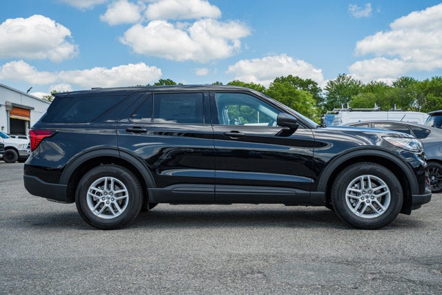 2026 Ford Explorer Active w/100A Pkg