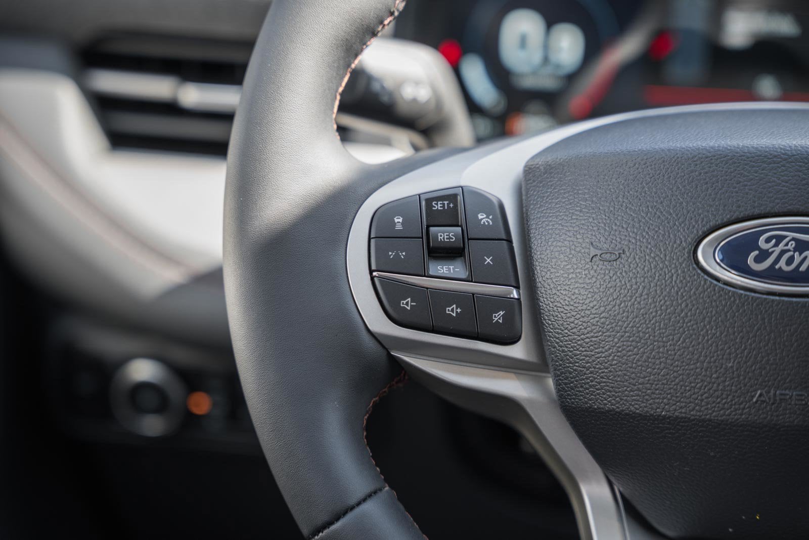 2026 Ford Explorer Active w/200A Pkg
