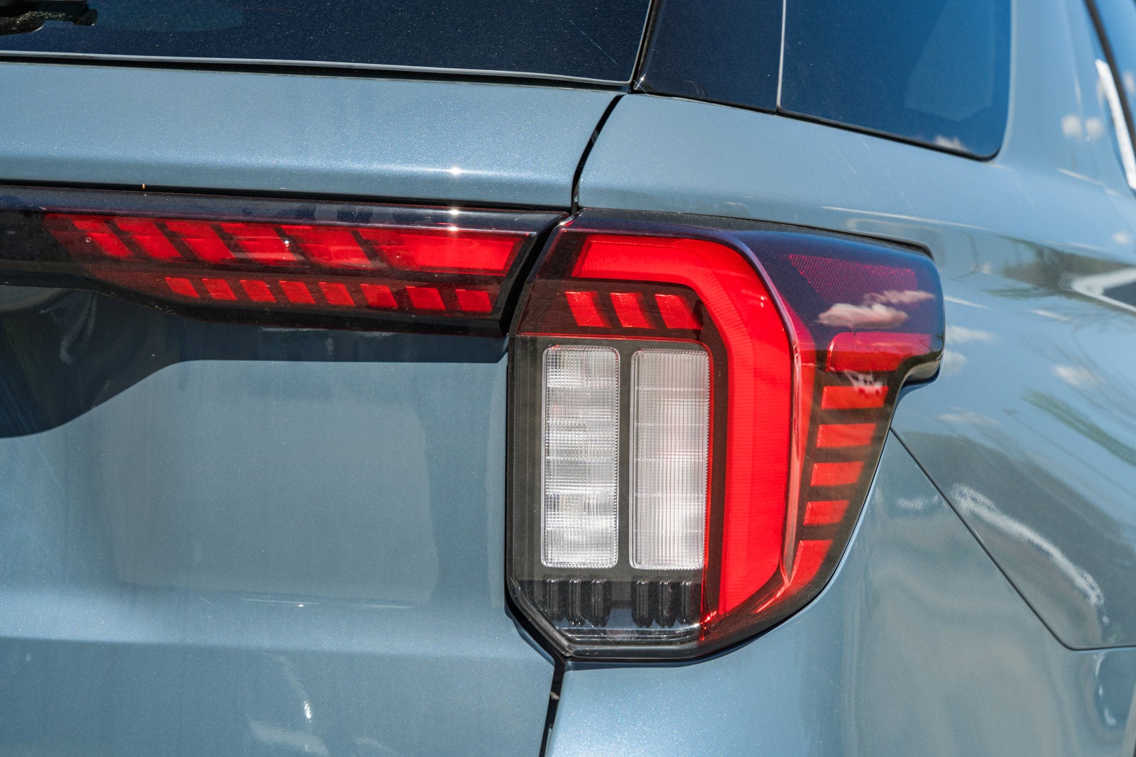 2026 Ford Explorer Active w/100A Pkg