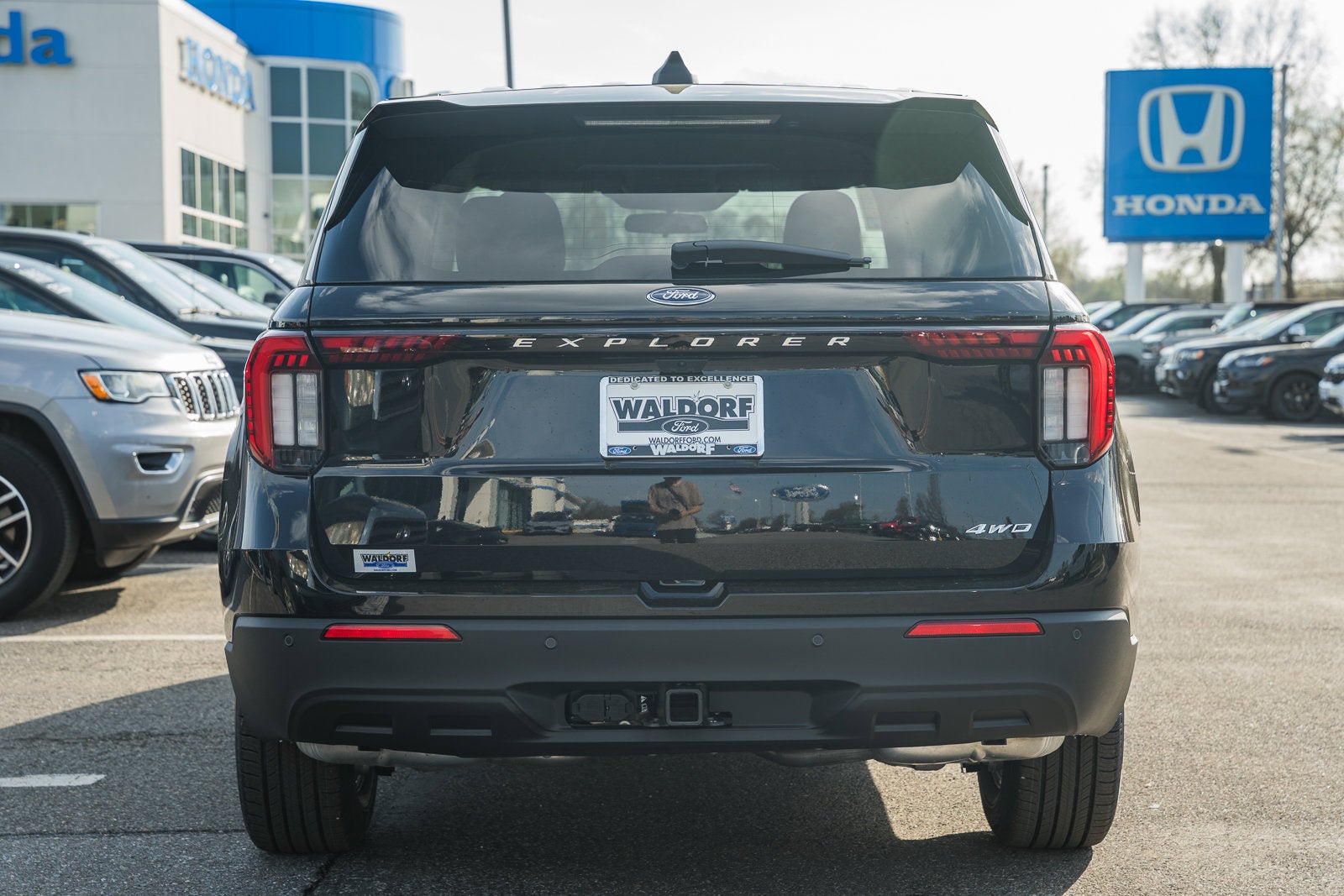 2026 Ford Explorer Active w/100A Pkg