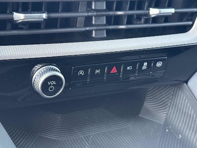 2027 Ford Explorer Active w/200A Pkg