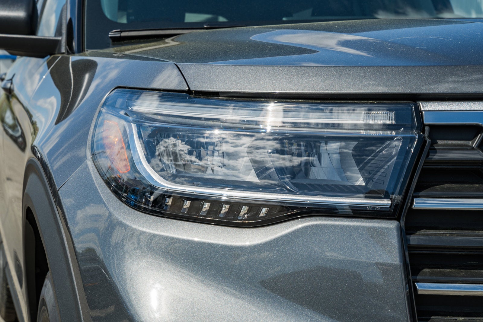 2026 Ford Explorer Active w/100A Pkg