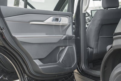 2026 Ford Explorer Active w/100A Pkg