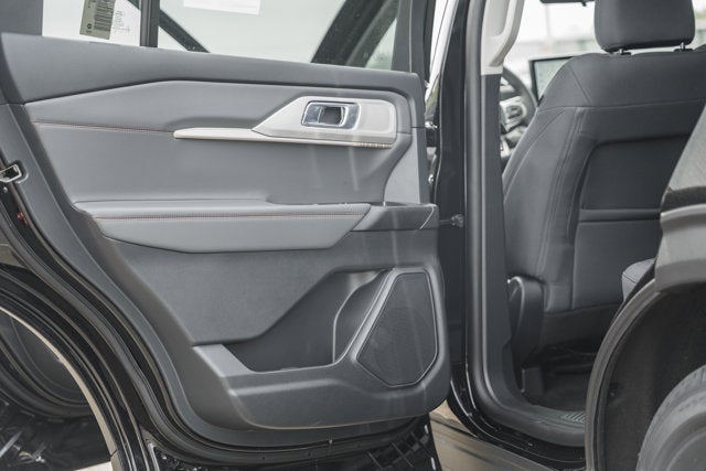 2026 Ford Explorer Active w/100A Pkg