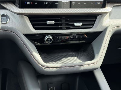 2027 Ford Explorer Active w/200A Pkg