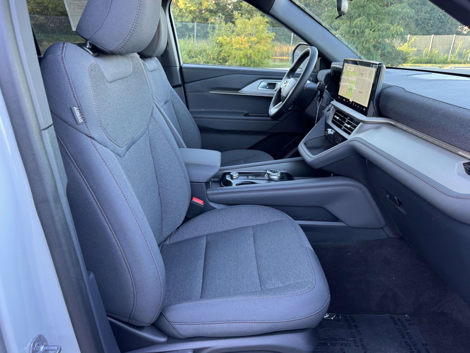 2027 Ford Explorer Active w/200A Pkg