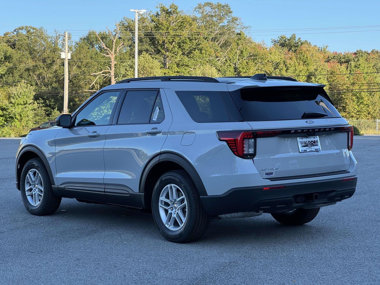 2027 Ford Explorer Active w/200A Pkg