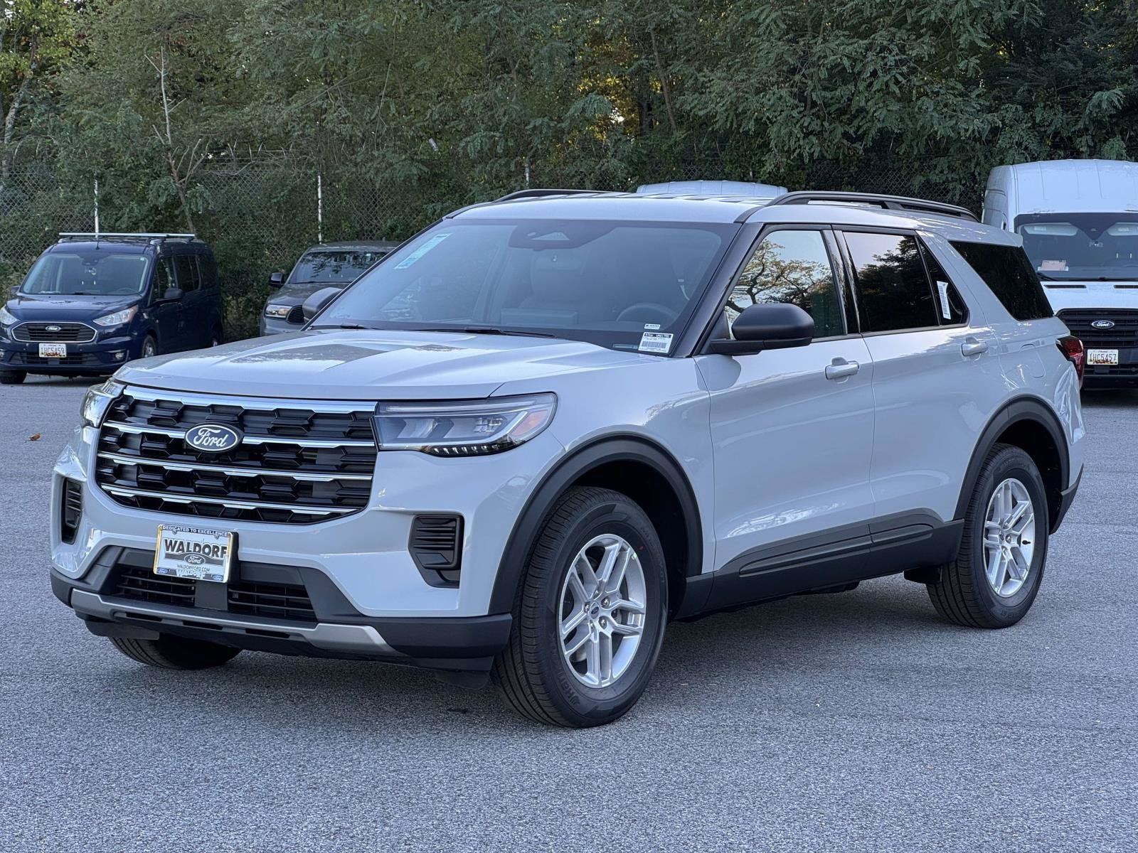 2027 Ford Explorer Active w/200A Pkg