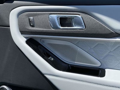 2026 Ford Explorer Platinum™