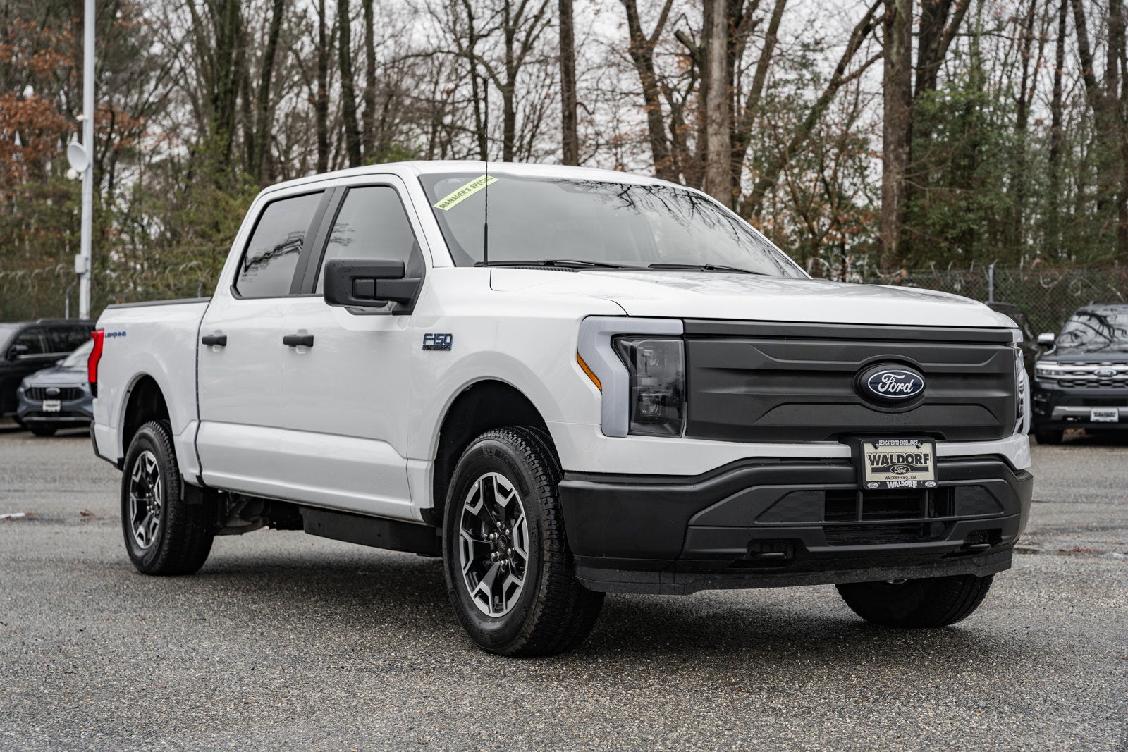 2024 Ford F-150 Lightning Pro