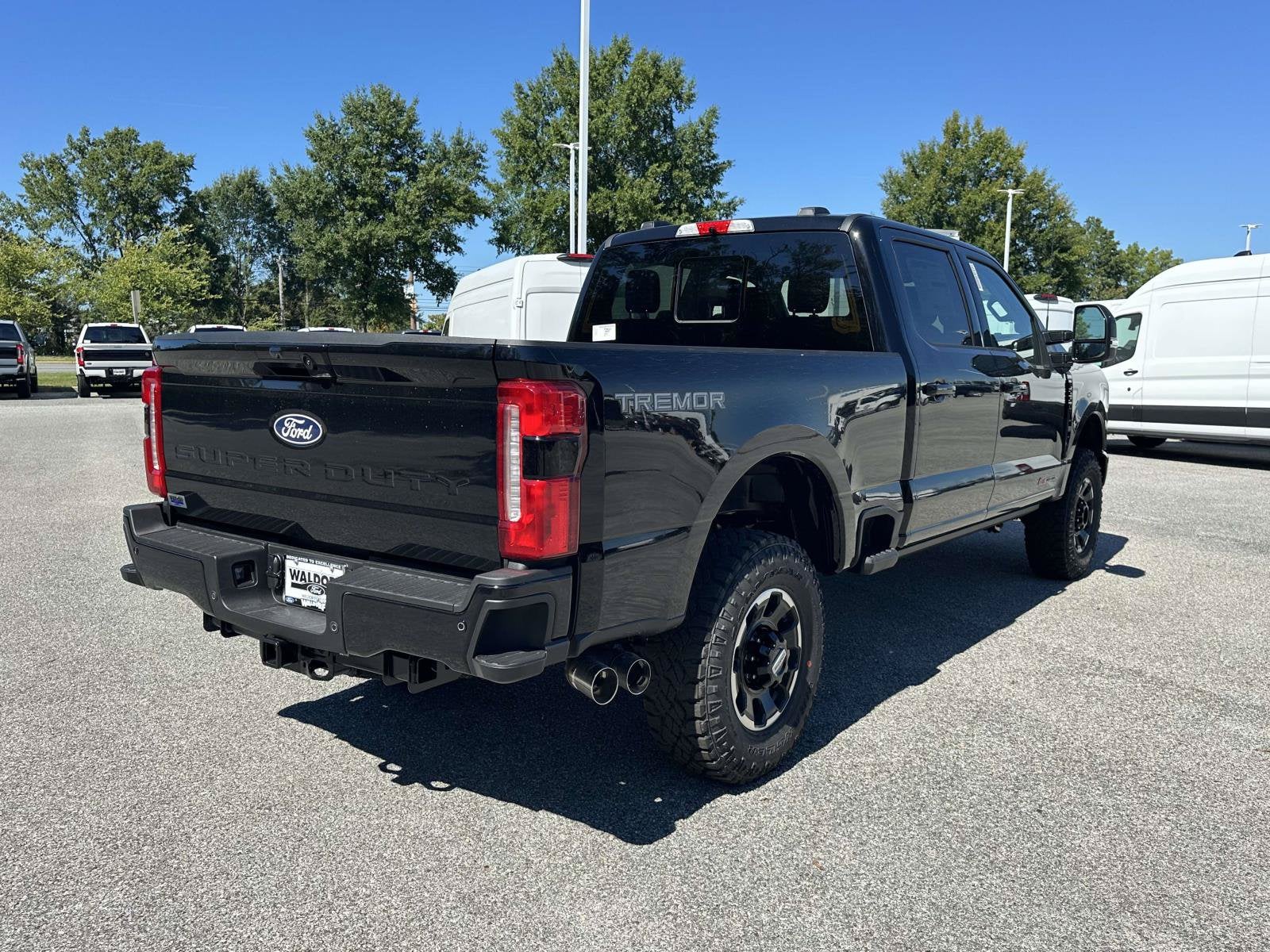 2027 Ford Super Duty F-250 SRW LARIAT