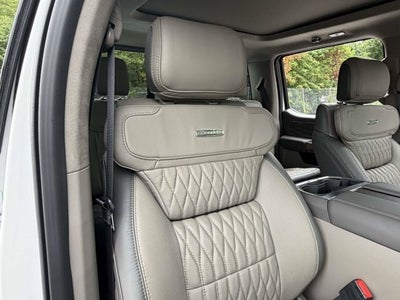 2026 Ford Super Duty F-250 SRW Platinum