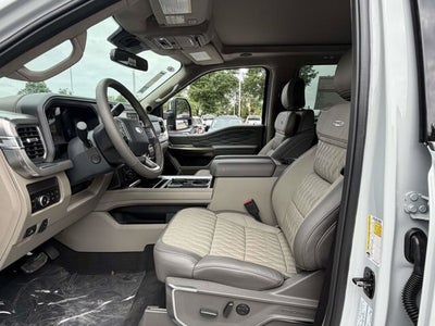 2026 Ford Super Duty F-250 SRW Platinum