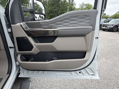 2026 Ford Super Duty F-250 SRW Platinum