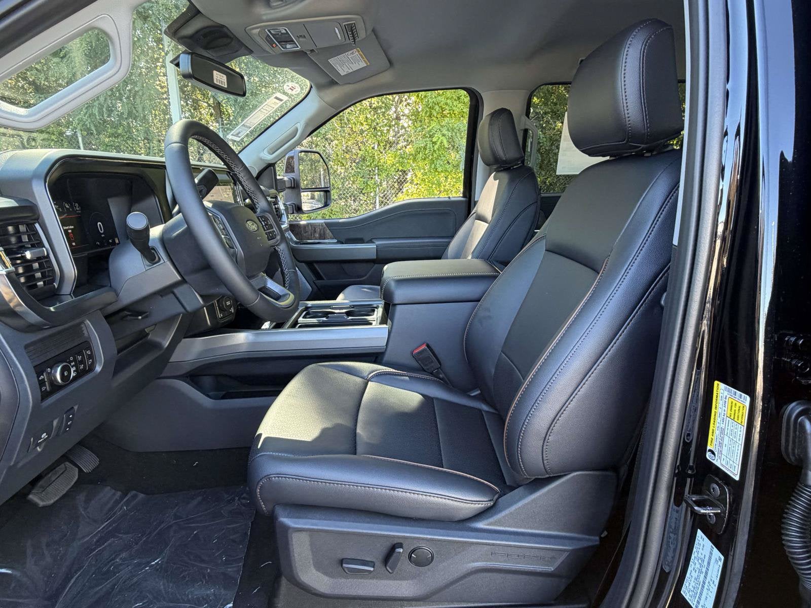 2027 Ford Super Duty F-250 SRW LARIAT
