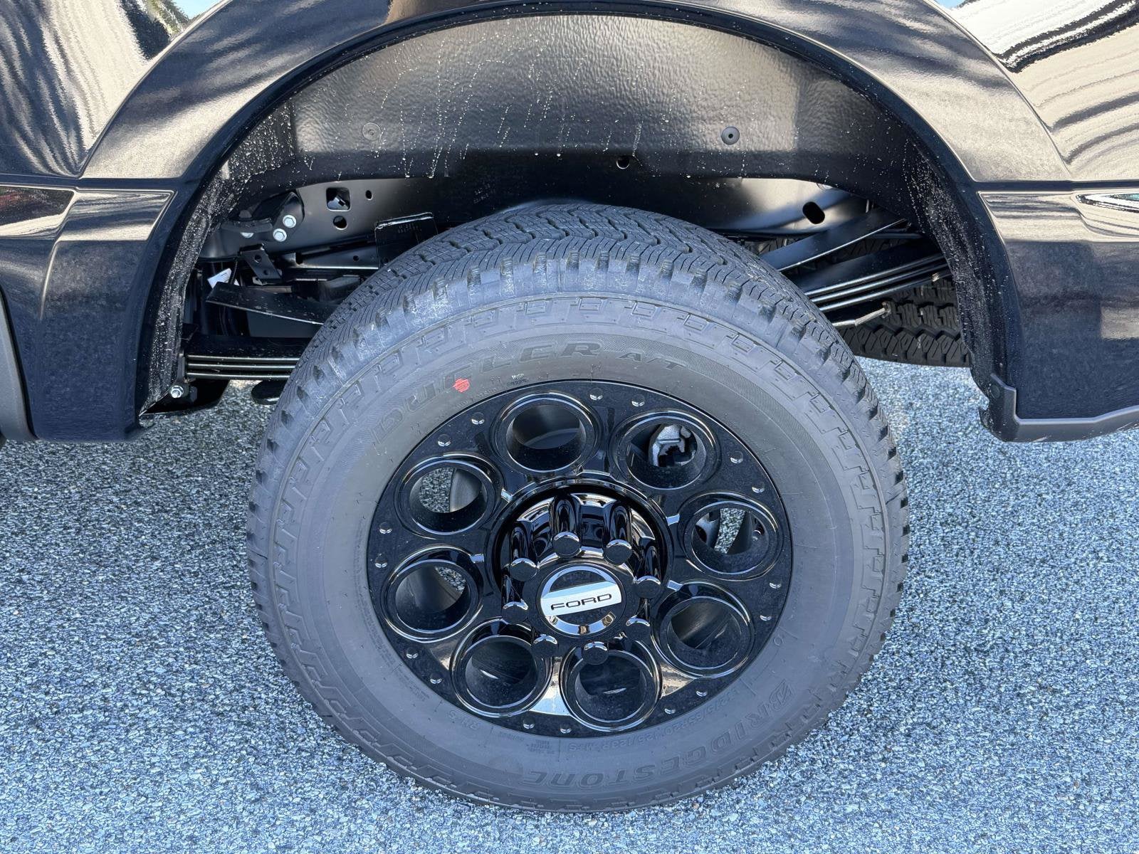 2027 Ford Super Duty F-250 SRW LARIAT