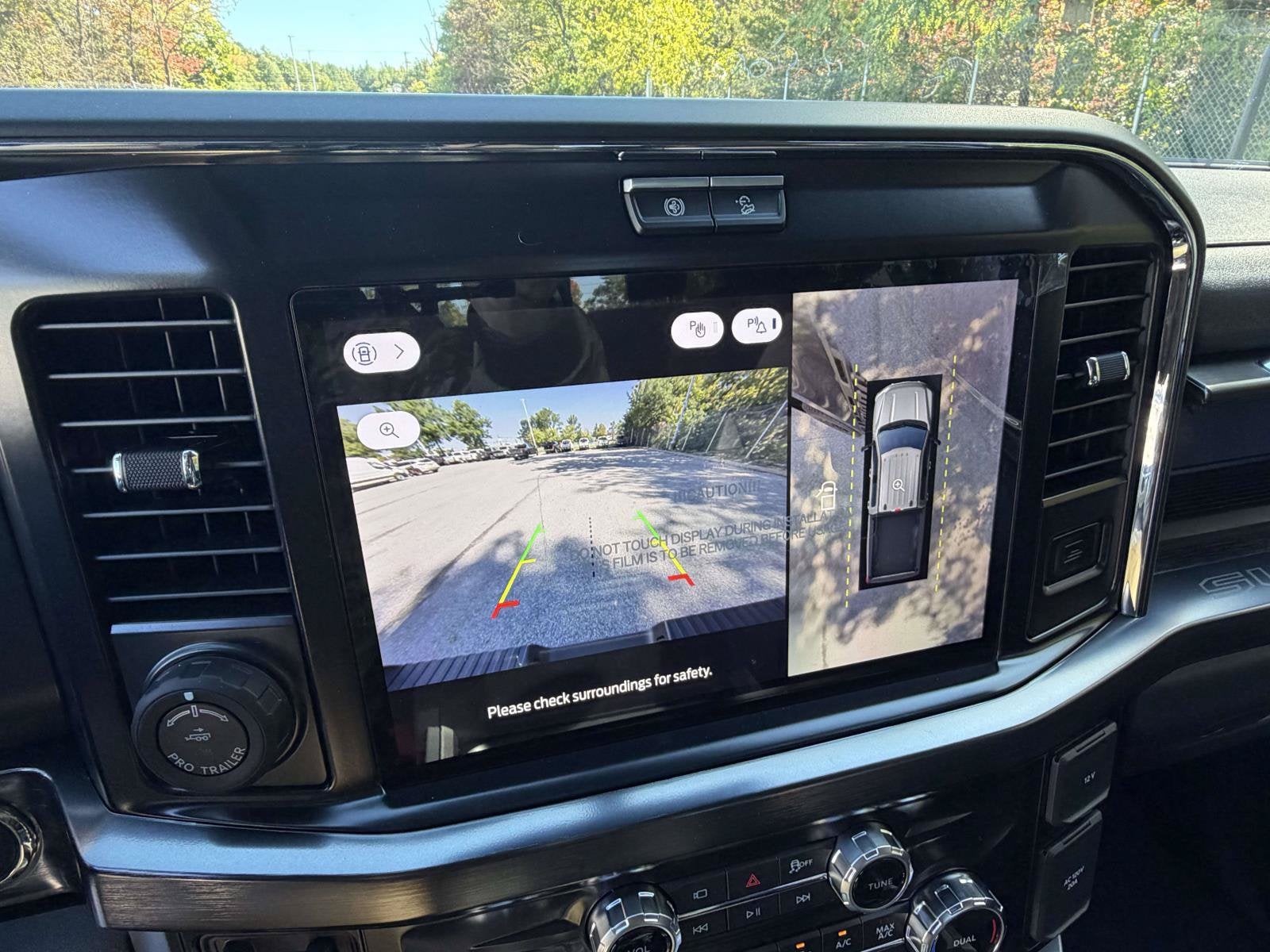 2027 Ford Super Duty F-250 SRW LARIAT