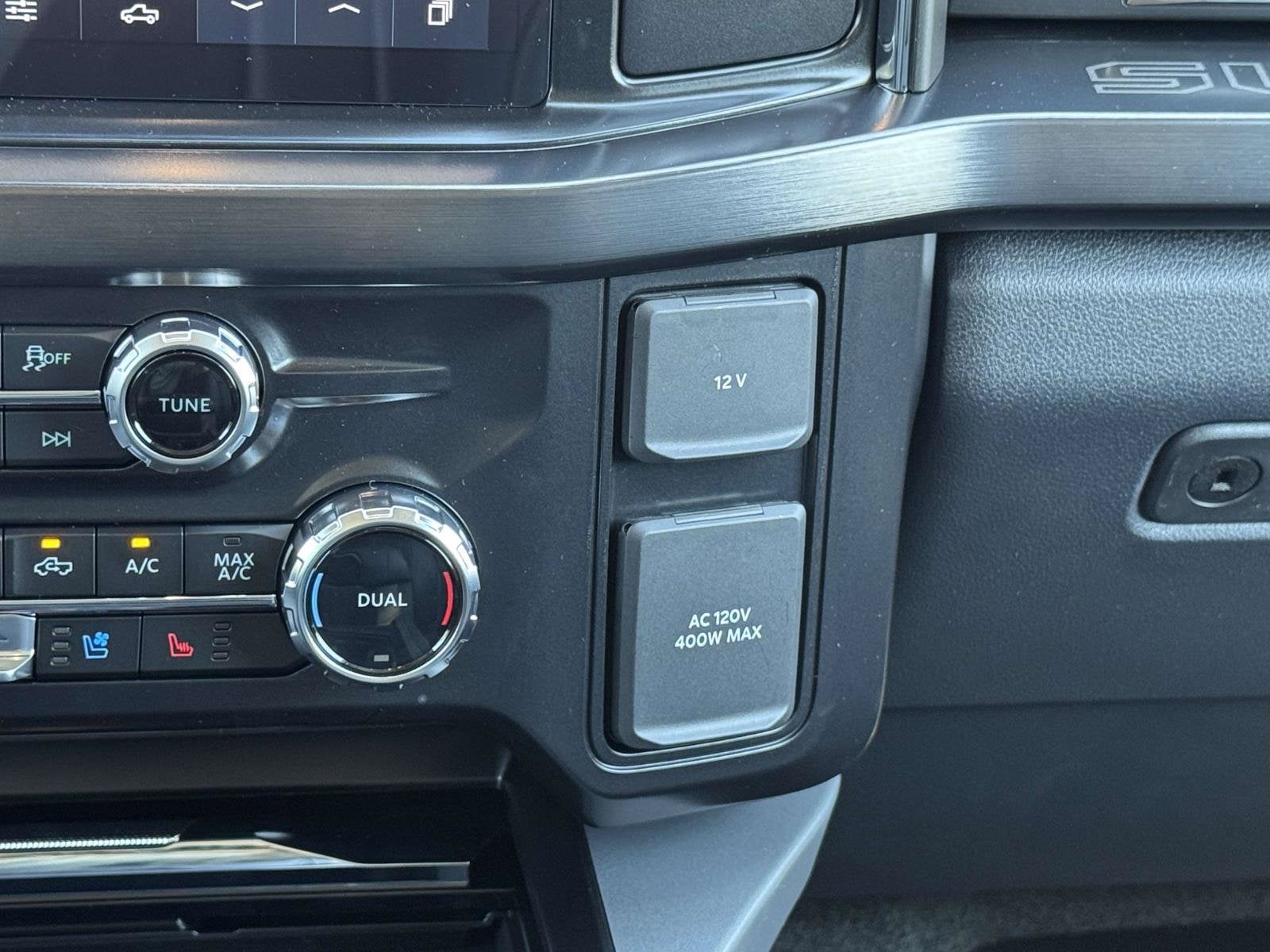2027 Ford Super Duty F-250 SRW LARIAT